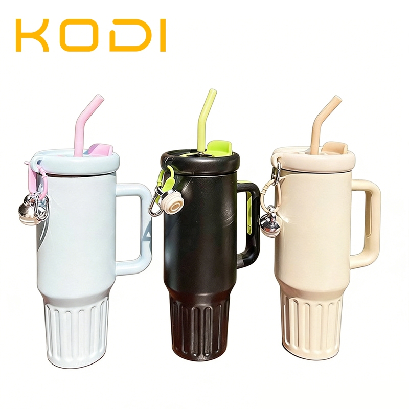 🔥 Garrafa Térmica Inoxidável 1200ml Copo com Tampa 2 em 1 e Canudo Inox Portátil -O5